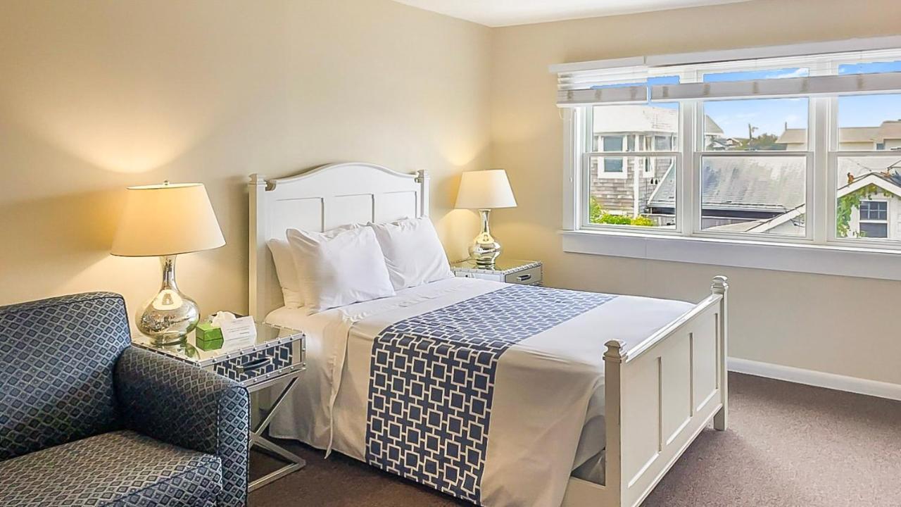 Clegg'S Hotel Ocean Beach Экстерьер фото